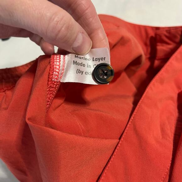 Marine layer 6” casual elastic waist shorts in vibrant red men’s size large - Picture 7 of 8